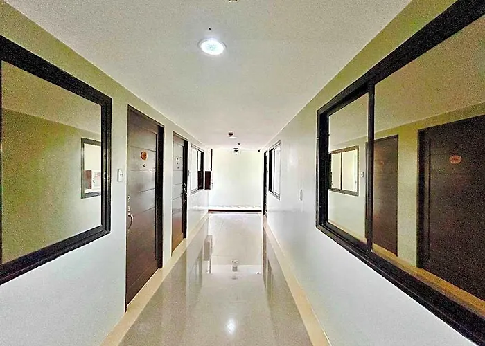 Oyo 1045 Rayjan Apartelle Hotel
