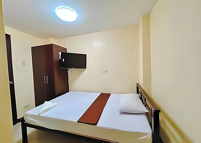 Oyo 1045 Rayjan Apartelle Hotel Manille